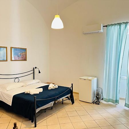 Clorinda - Immobilevante Ponza Exterior foto
