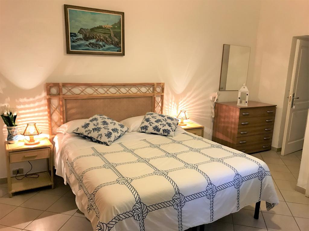 Clorinda - Immobilevante Ponza Exterior foto