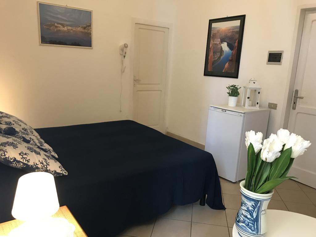 Clorinda - Immobilevante Ponza Exterior foto